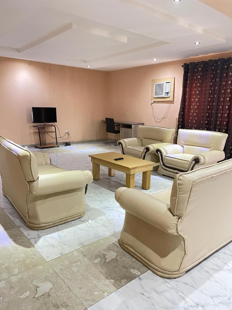 Citilodge Hotel & Conference Centre Newly Renovated アブジャ エクステリア 写真