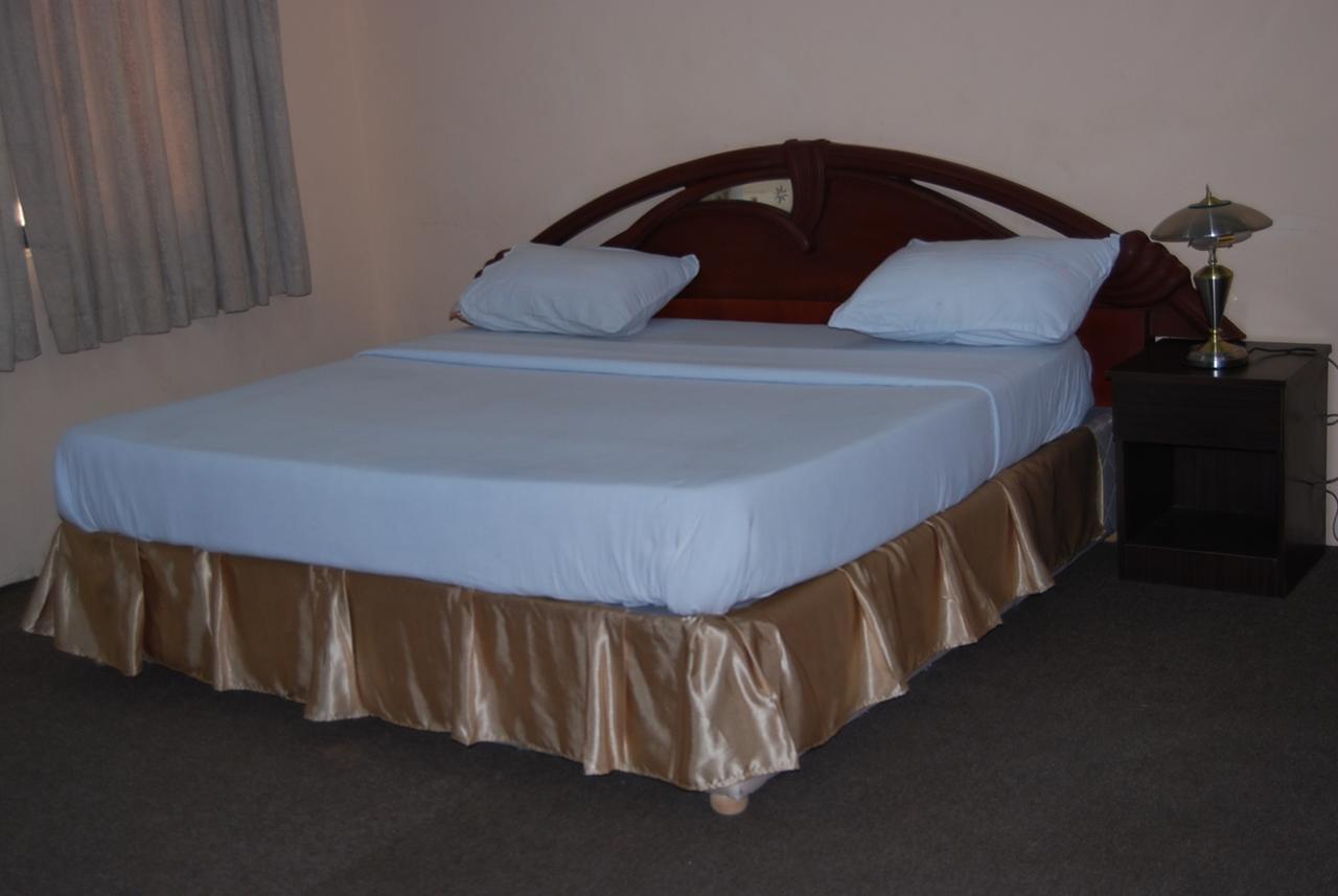 Citilodge Hotel & Conference Centre Newly Renovated アブジャ エクステリア 写真